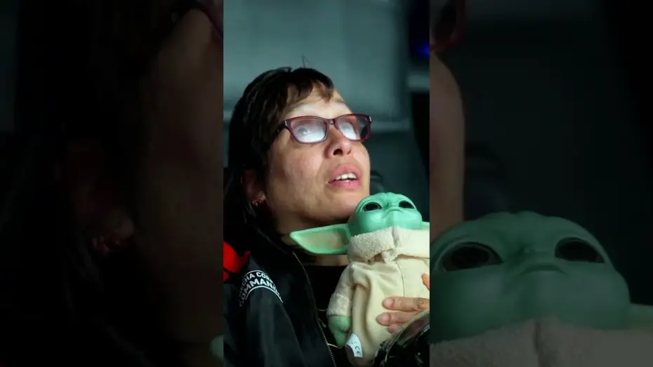 Wideo do filmu Star Wars: The Mandalorian and Grogu — In Theaters May 22