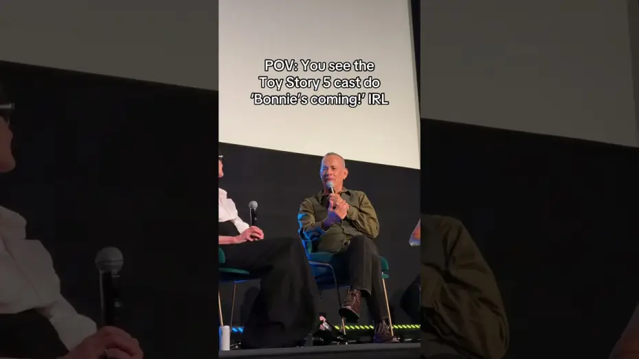 Wideo do filmu Toy Story 5 — POV: You See the Toy Story 5 cast do 'Bonnie's Coming!' IRL!