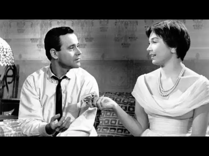 Wideo do filmu Garsoniera — L'APPARTAMENTO di Billy Wilder - Trailer (Il Cinema Ritrovato al cinema)