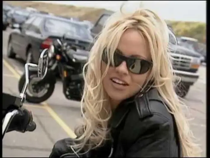 Wideo do filmu Żyleta — BARB WIRE Making Of (1996)