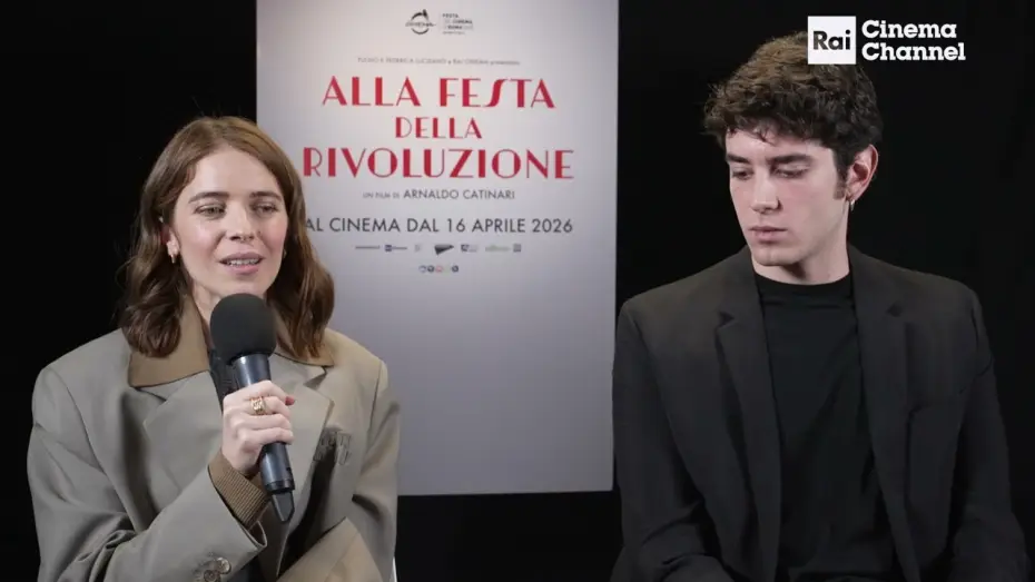 Wideo do filmu Alla festa della Rivoluzione — ALLA FESTA DELLA RIVOLUZIONE - #RoFF20 - Intervista al regista Arnaldo Catinari e al cast