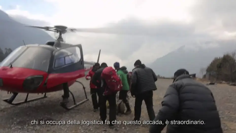 Wideo do filmu Everest — EVEREST - Featurette "Girare tra le montagne" (sottotitoli in italiano)