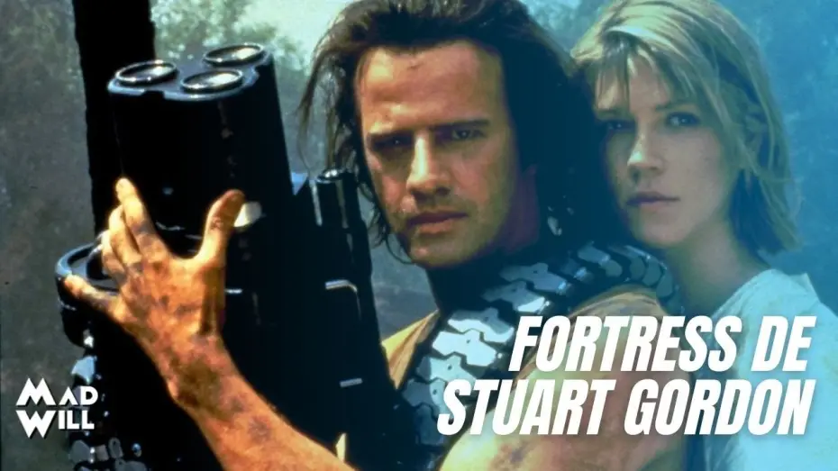 Wideo do filmu Forteca — FORTRESS : LA CRITIQUE EN 3 MINUTES