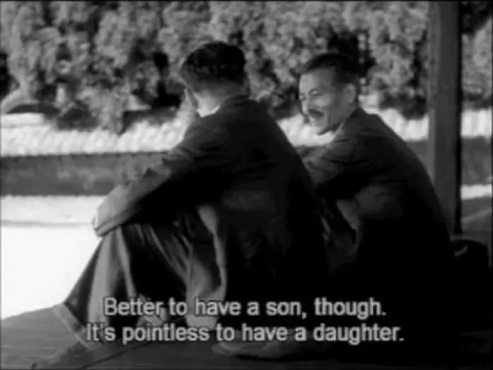 Wideo do filmu Późna wiosna — "It's pointless to have a daughter" - Late Spring (1949, Yasujiro Ozu)