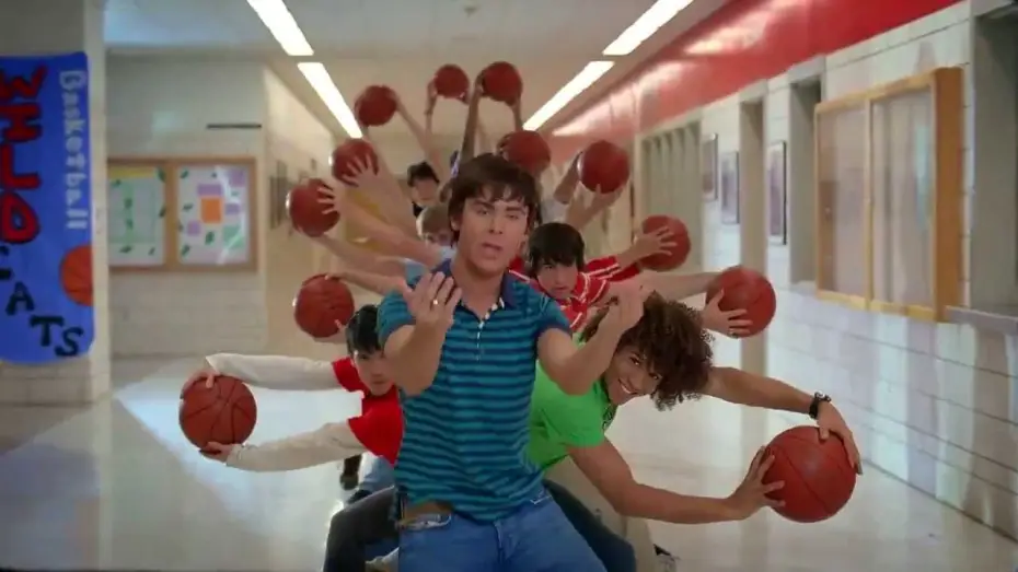 Wideo do filmu High School Musical 2 — High School Musical 2 - What Time Is It