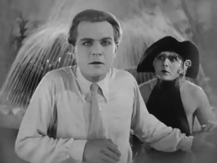 Wideo do filmu Metropolis — METROPOLIS 1927 - Dirigido por Fritz Lang.Trailer oficial