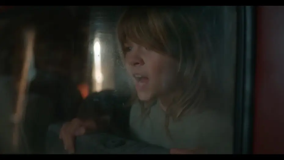Wideo do filmu Mój przyjaciel smok — Il Drago Invisibile -  In Blu-ray, DVD e su tutte le piattaforme digitali | HD
