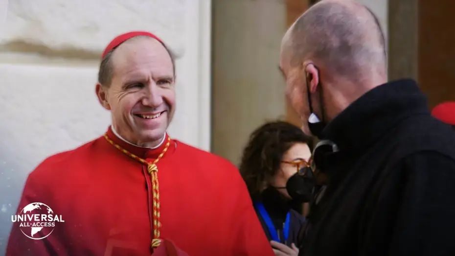 Wideo do filmu Konklawe — Ralph Fiennes' Most Difficult Role Yet? - Bonus Feature