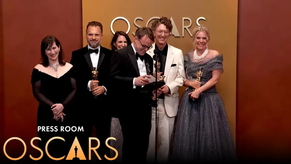 Wideo do filmu Pan Nikt kontra Putin — Mr. Nobody Against Putin Best Documentary Feature Film Press Room Speech | 98th Oscars (2026)