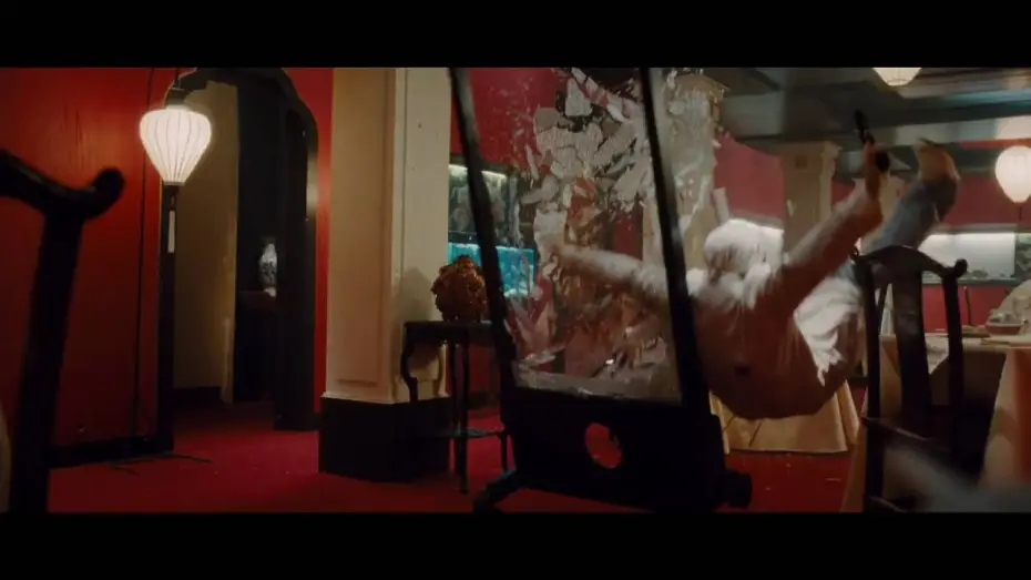 Wideo do filmu Pozdrowienia z Paryża — From Paris With Love (Bande-annonce VF)