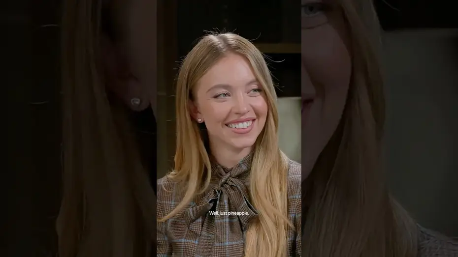 Wideo do filmu Kresy szczerości — Julianne Moore and Sydney Sweeney spill everything but spoilers.
