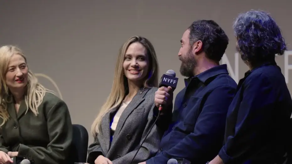 Wideo do filmu Maria Callas — Pablo Larraín, Angelina Jolie, Sofia Subercaseaux, Ed Lachman, and More on Maria