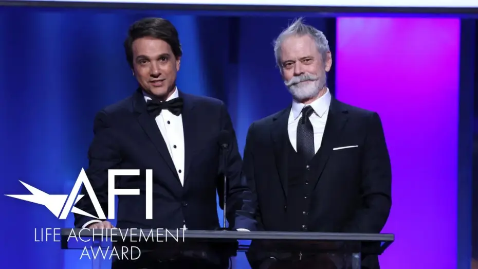 Wideo do filmu Wyrzutki — THE OUTSIDERS Reunion with Francis Ford Coppola, Ralph Macchio & C. Thomas Howell