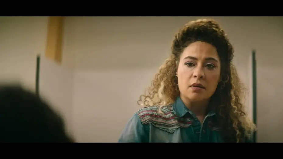 Wideo do filmu شكراً لأنك تحلم معنا — Official Trailer