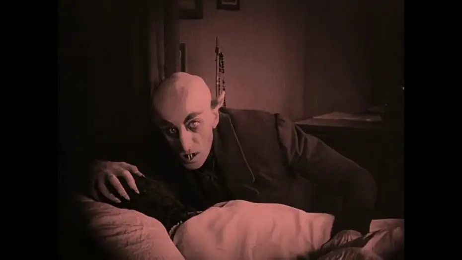 Wideo do filmu Nosferatu. Symfonia grozy — "NOSFERATU" (1922) trailer