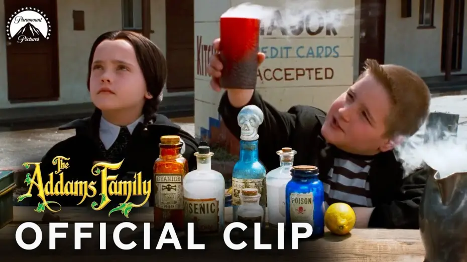 Wideo do filmu Rodzina Addamsów — Poison Lemonade Stand (Full Scene)