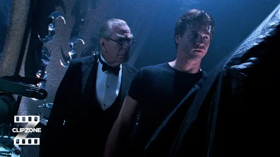 Wideo do filmu Batman Forever — Closing In On The Riddler