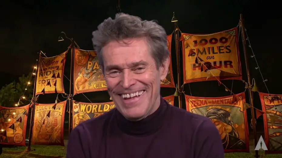 Wideo do filmu Zaułek koszmarów — Nightmare Alley's Willem Dafoe | Tricks of the Trade: Getting Into Character