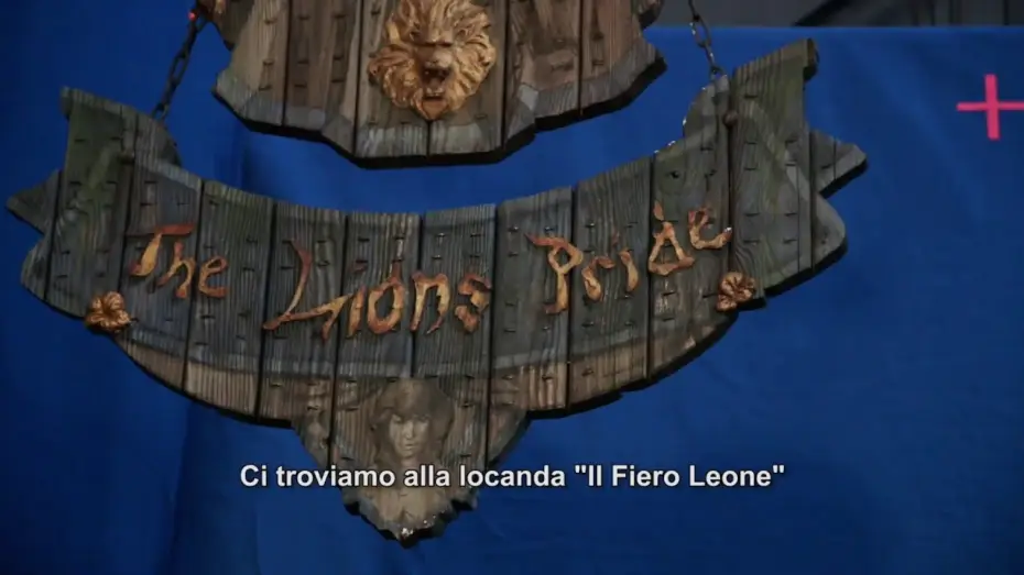 Wideo do filmu Warcraft: Początek — WARCRAFT - L'INIZIO: Rob Kazinsky, tour nella locanda "Il Fiero Leone" (sottotitoli in italiano)