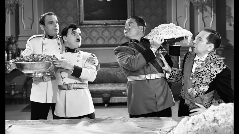 Wideo do filmu Dyktator — Charlie Chaplin - Food Fight - The Great Dictator