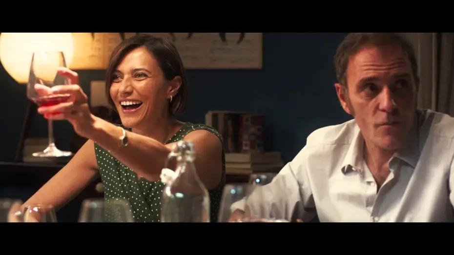 Wideo do filmu Dobrze się kłamie w miłym towarzystwie — Perfetti Sconosciuti - Official Trailer - 120"