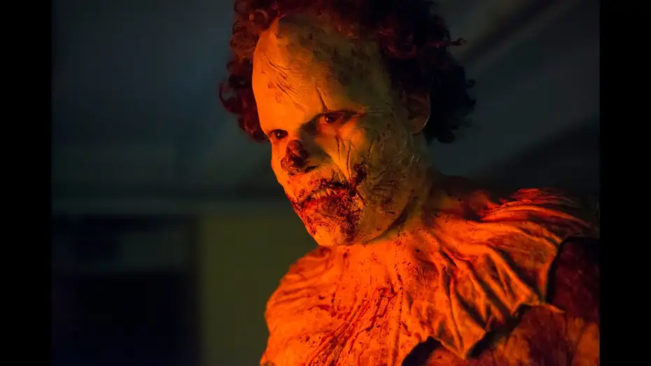 Wideo do filmu Klaun — CLOWN - Clip "Voglio solo darti una mano" [HD]