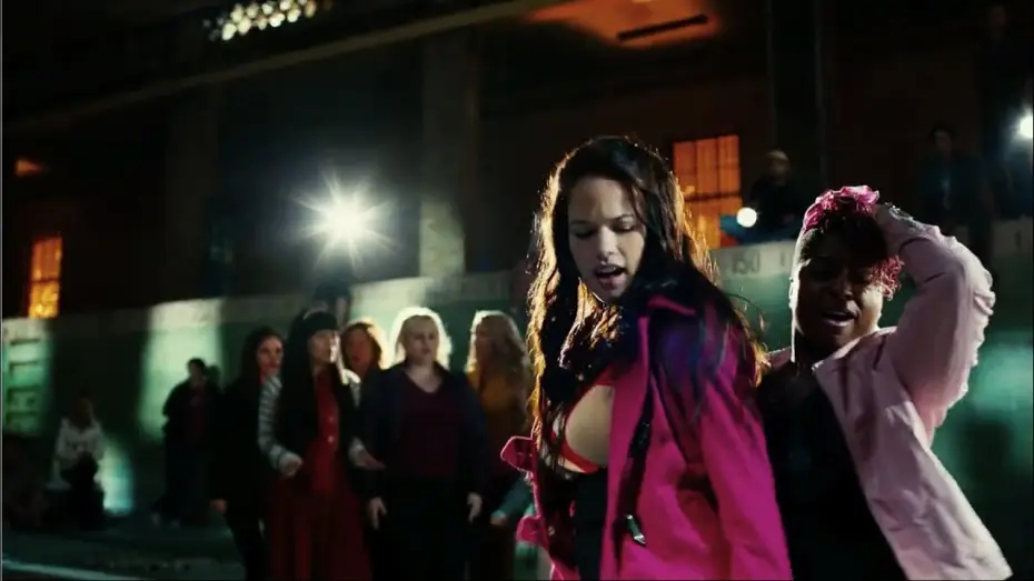 Wideo do filmu Pitch Perfect — Pitch Perfect - Bande annonce officielle VF HD - Au cinéma le 8 Mai