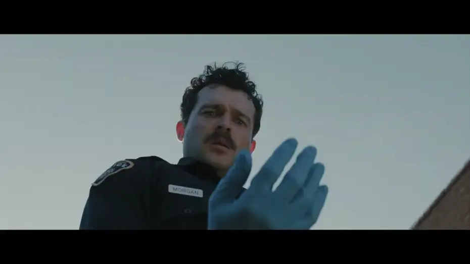 Wideo do filmu Zniknięcia — Spot "Um"