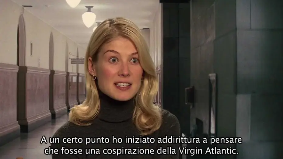 Wideo do filmu Jack Reacher: Jednym strzałem — Jack Reacher - La prova decisiva | Intervista a Rosamund Pike (sottotitoli in italiano)