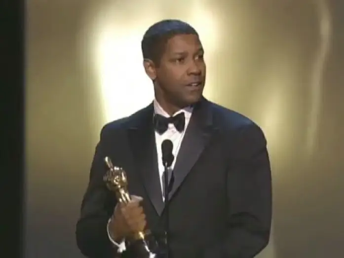 Wideo do filmu Dzień próby — Denzel Washington Wins Best Actor | 74th Oscars (2002)