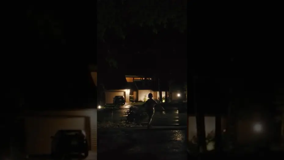 Wideo do filmu Zniknięcia — Me when my package is here