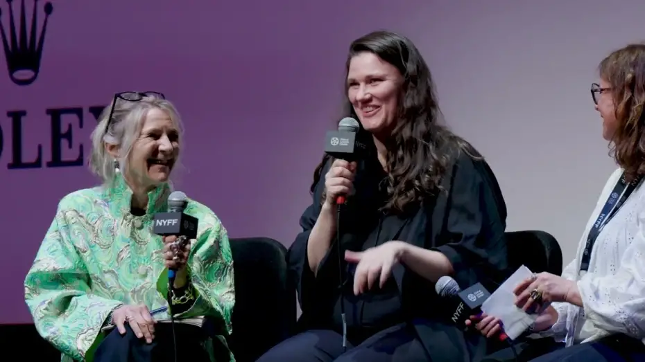 Wideo do filmu Wpatrując się w słońce — Mascha Schilinski on Sound of Falling