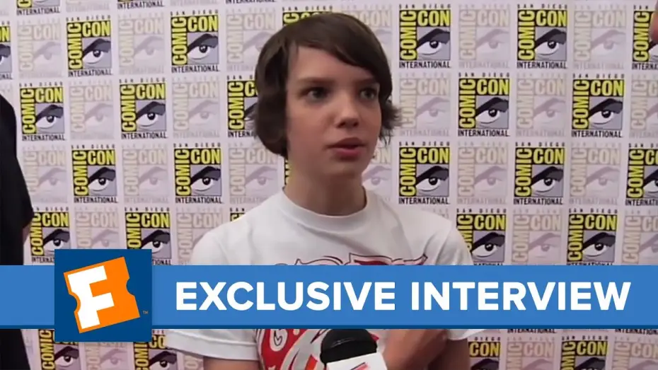 Wideo do filmu Pozwól mi wejść — Let Me In Kodi Smit-McPhee Comic-Con 2010 Exclusive Interview | Comic Con | FandangoMovies