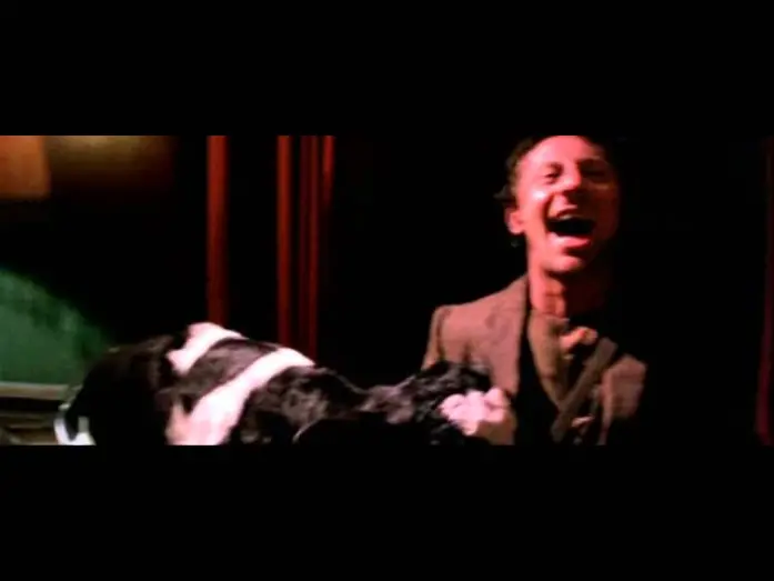 Wideo do filmu Kalwaria — Calvaire (2004) - Family dinner scene