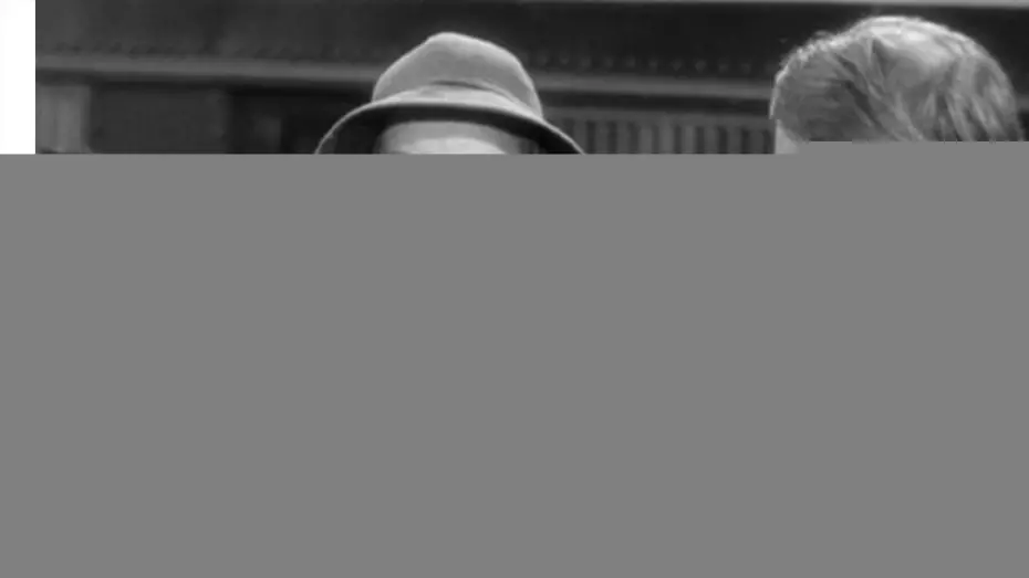 Wideo do filmu Ninoczka — Ninotchka (1/10) Movie CLIP - Don't Make An Issue of My Womanhood (1939) HD