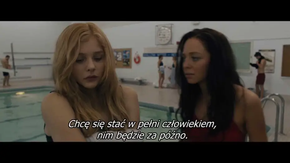 Wideo do filmu Carrie — Carrie  - zwiastun PL