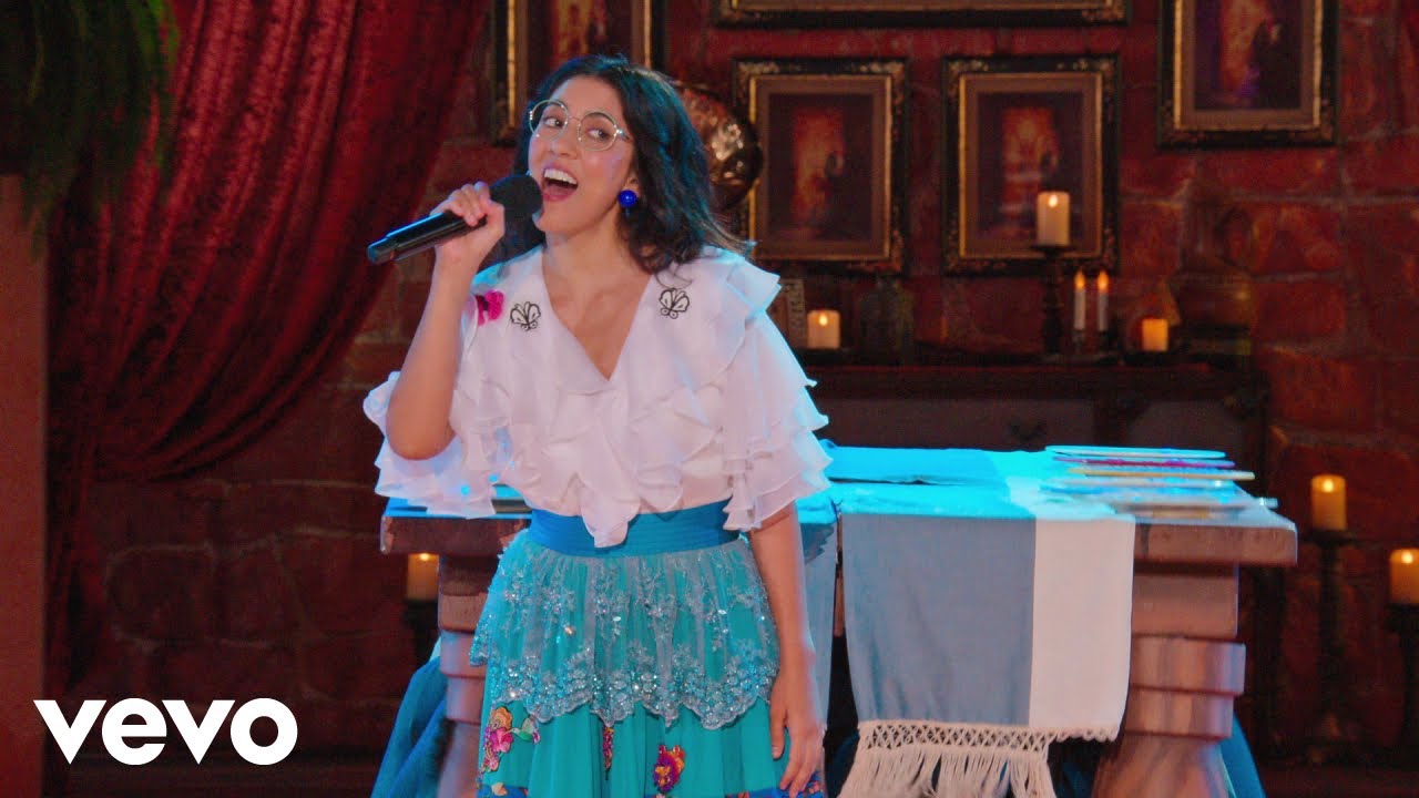 Wideo do filmu Nasze magiczne Encanto w Hollywood Bowl — The Family Madrigal