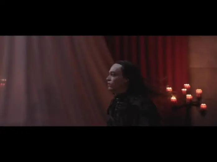 Wideo do filmu Dracula. Historia wiecznej miłości — Falling