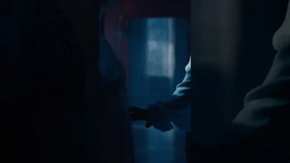 Wideo do filmu Wichrowe wzgórza — In every lifetime, he is hers, and she is his.