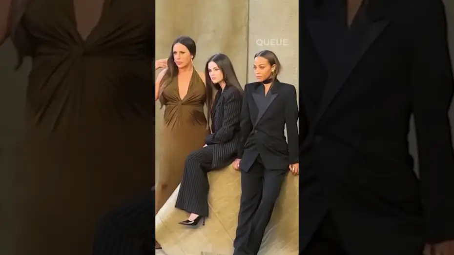 Wideo do filmu Emilia Pérez — #EmiliaPerez stars, Karla Sofía Gascón, Zoe Saldaña and Selena Gomez BTS Photoshoot