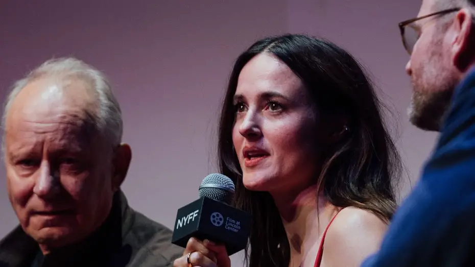 Wideo do filmu Wartość sentymentalna — Joachim Trier, Renate Reinsve, Elle Fanning, Stellan Skarsgård & More on Sentimental Value