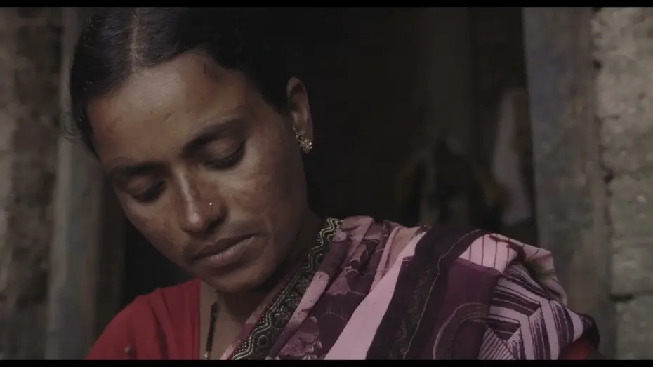 Wideo do filmu अंधारातल्या मशाली — MARCHING IN THE DARK | CPH:DOX 2024