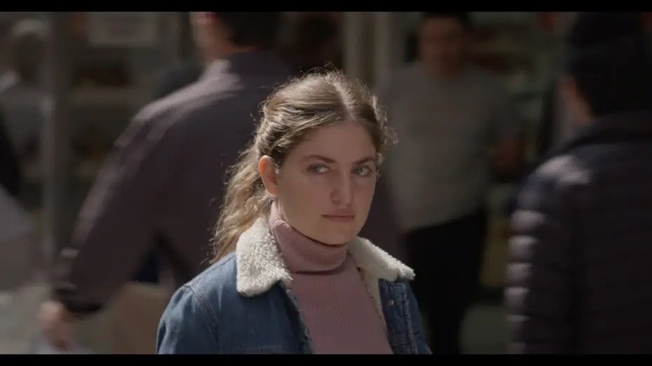 Wideo do filmu Un movimiento extraño — Un movimiento extraño (An odd turn) - Written and directed by Francisco Lezama