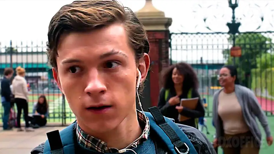 Wideo do filmu Spider-Man: Homecoming — Le premier jour de Peter Parker à l'école | Spider-Man: Homecoming | Extrait VF