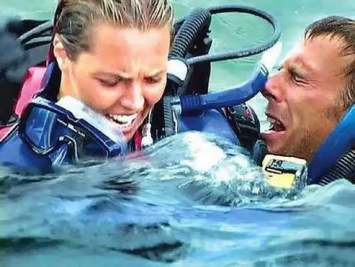Wideo do filmu Ocean strachu — OPEN WATER (Trailer español)