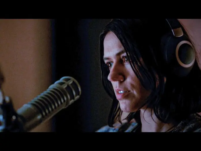 Wideo do filmu The Undertone — Evy Listens to The First Recording