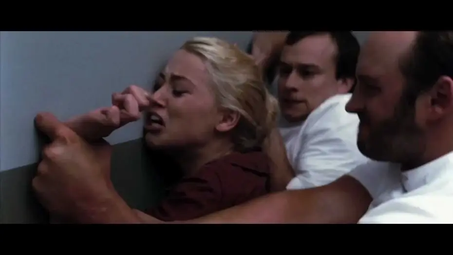 Wideo do filmu Oddział — The Ward (il reparto) - trailer ita 1080HD