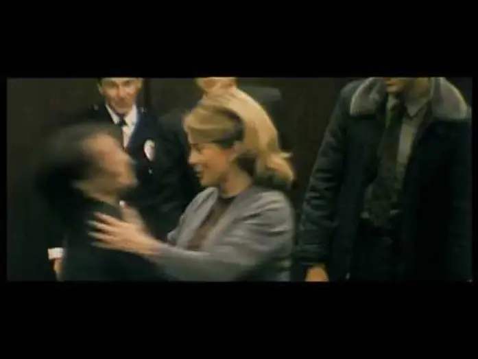 Wideo do filmu Tańcząc w ciemnościach — Bailar en la oscuridad - Tráiler español