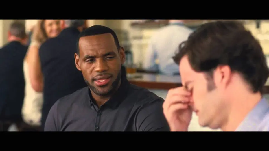 Wideo do filmu Wykolejona — Crazy Amy / Extrait "LeBron James explique pourquoi Cleveland est une ville géniale" VF