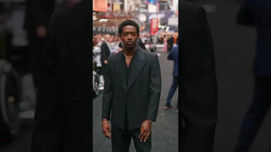 Wideo do filmu F1: Film — Damson Idris arriving in true F1 style at the World Premiere last night